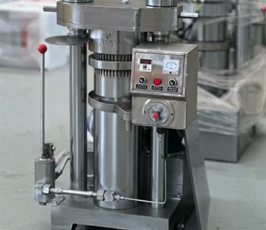 液壓榨油機(jī)與螺旋榨油機(jī)介紹